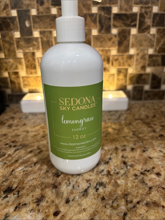 Sedona sky Other - Lemongrass Moisturizer — 12 oz White Bottle